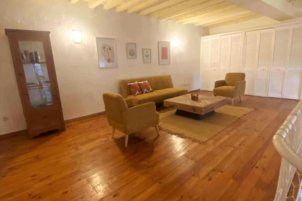 Appartement Grand Duplex Lumineux-Hyper Centre à Arles Extérieur photo