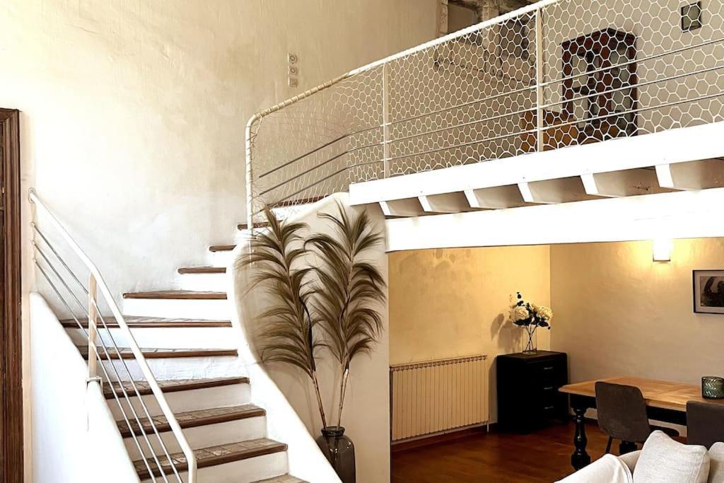 Appartement Grand Duplex Lumineux-Hyper Centre à Arles Extérieur photo